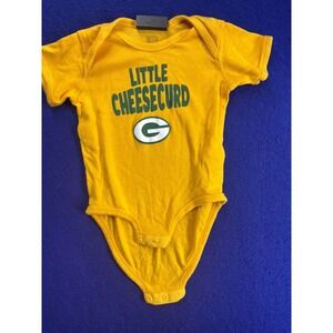 Gameday Infant Outer Stuff Green Bay Packers Bodysuit 18M Yellow